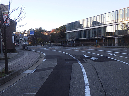 兼六元町ほか１町地内配水管改良工事①