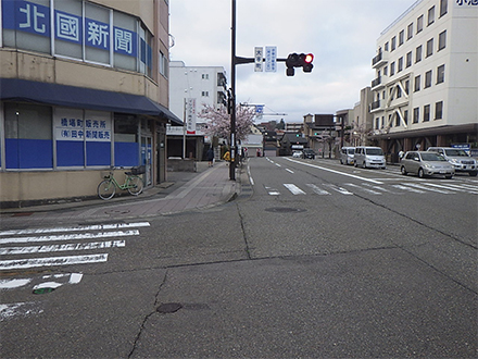 兼六元町ほか１町地内ガス管改良工事（22044）②