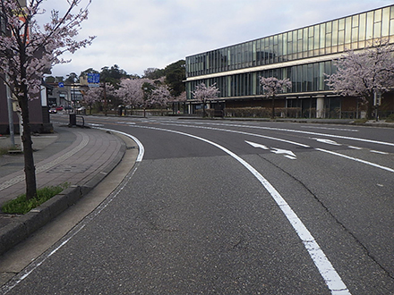 兼六元町ほか１町地内ガス管改良工事（22044）②